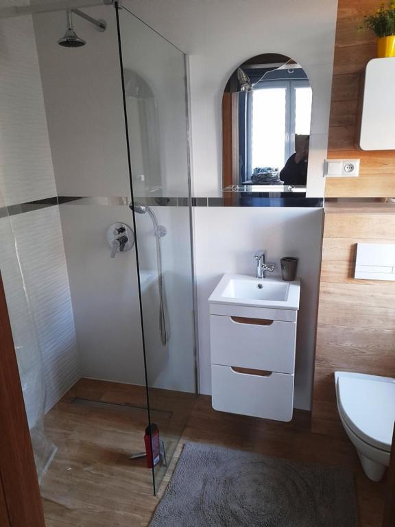 Tu Sie Spi Lägenhet Bodzentyn Exteriör bild