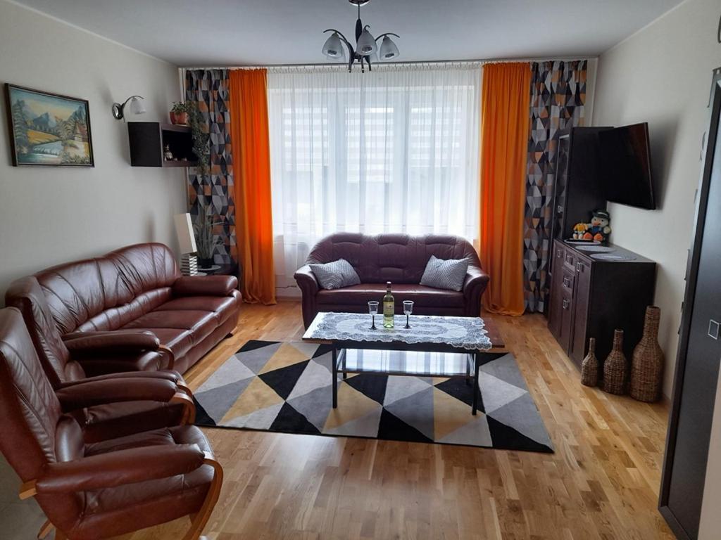 Tu Sie Spi Lägenhet Bodzentyn Exteriör bild
