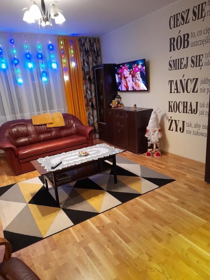 Tu Sie Spi Lägenhet Bodzentyn Exteriör bild