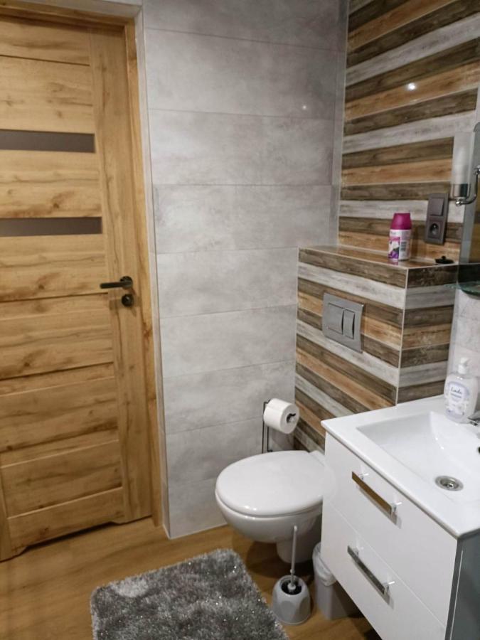 Tu Sie Spi Lägenhet Bodzentyn Exteriör bild